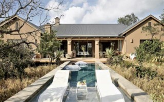 The Farm House [320x200]